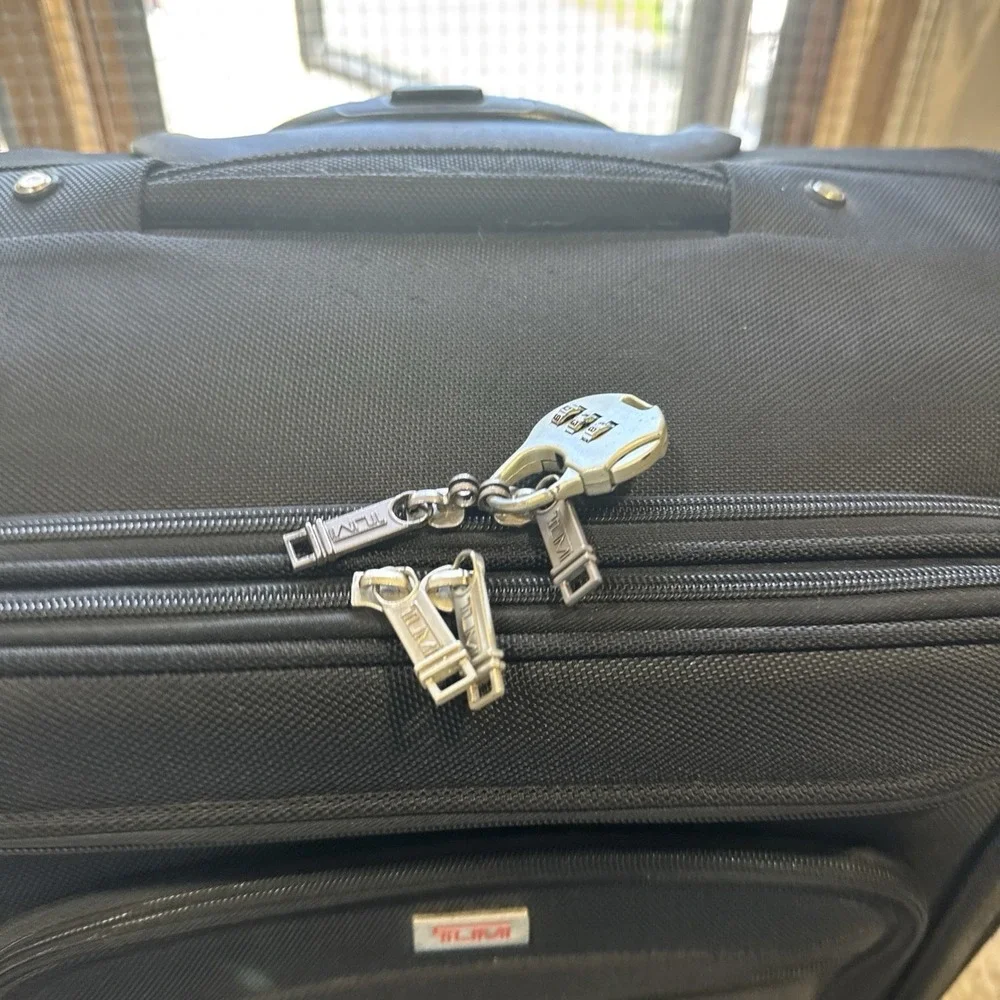 Tumi Ballistic Alpha Deluxe Firm Shell Rolling Carry Case Travel Luggage 16